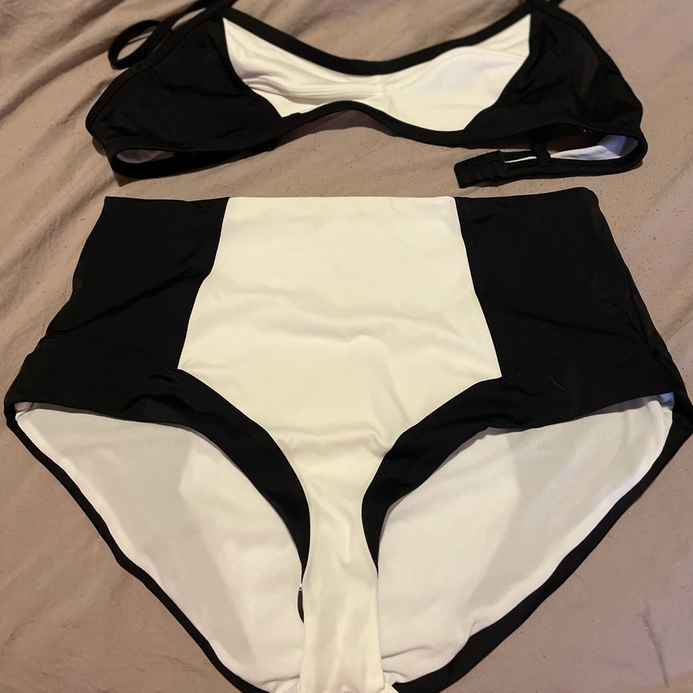 Adore me XL high wasted Brand new